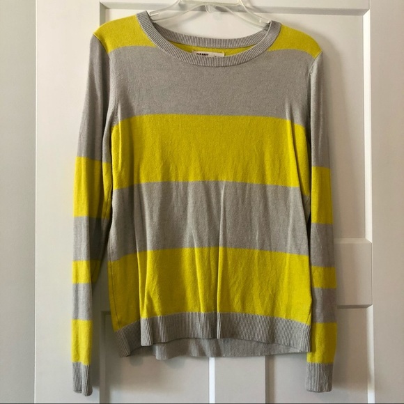 Old Navy Sweaters - Old Navy Gray & Yellow Striped Lightweight Sweater Long Sleeve Size M